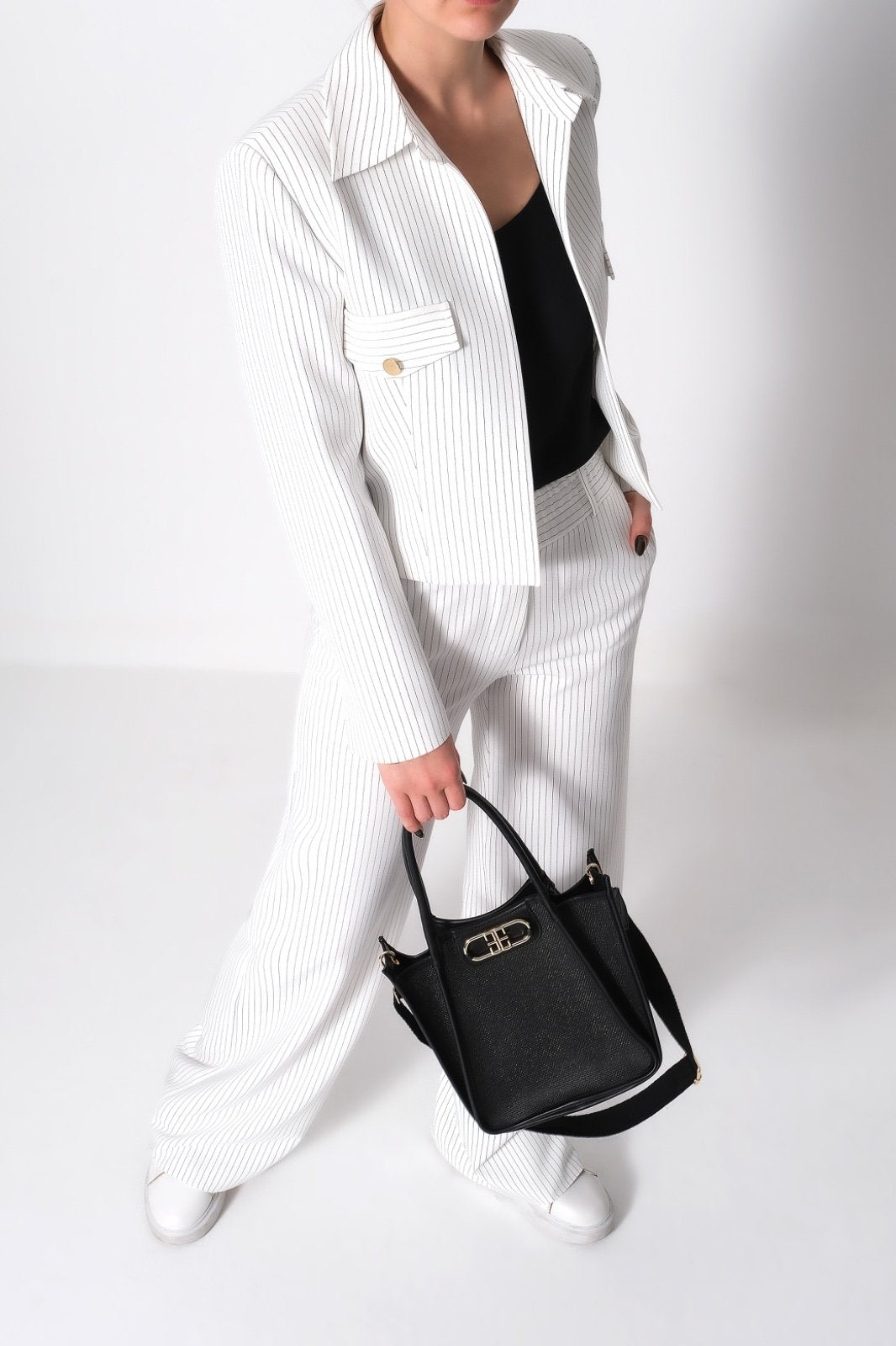 EXP 8254 BAG