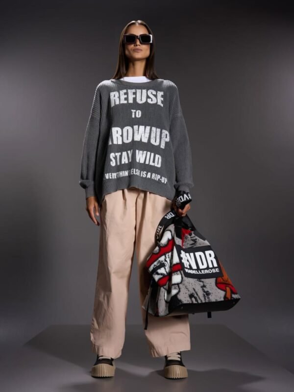 Elegant Grey Pullover